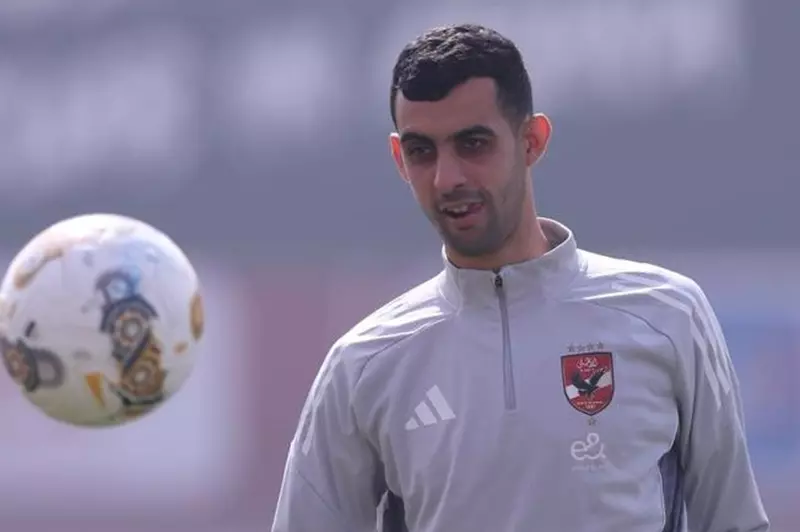 استبعاد يوسف بلعمري من قائمة الأهلي لمواجهة شبيبة القبائل 